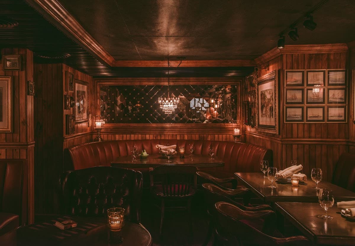 4 Charles Prime Rib, Steakhouse restaurant in West Village