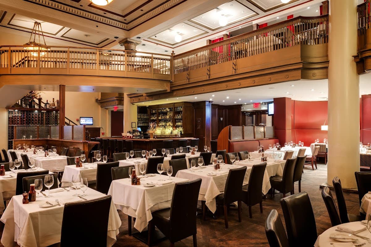 Benjamin Steakhouse, Steakhouse restaurant in Midtown East