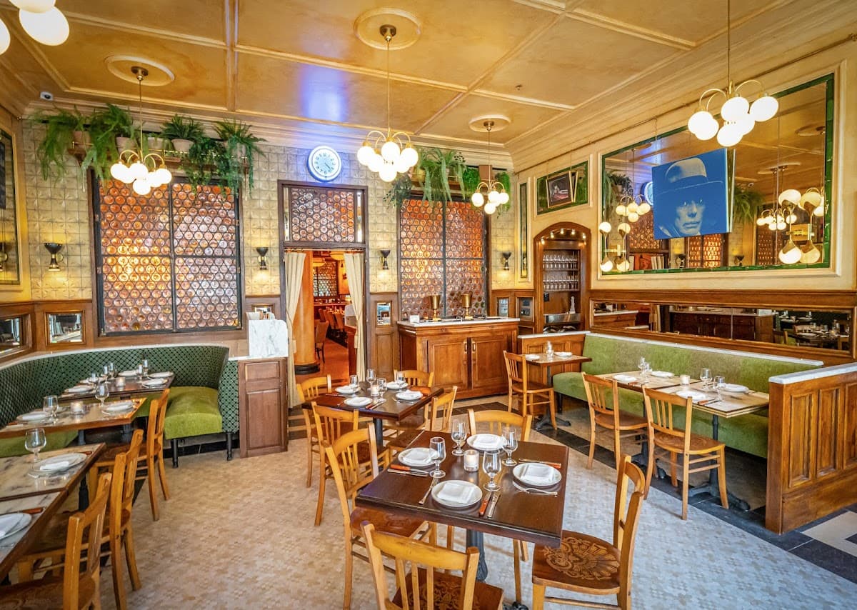 Café Chelsea, French / American restaurant in Chelsea