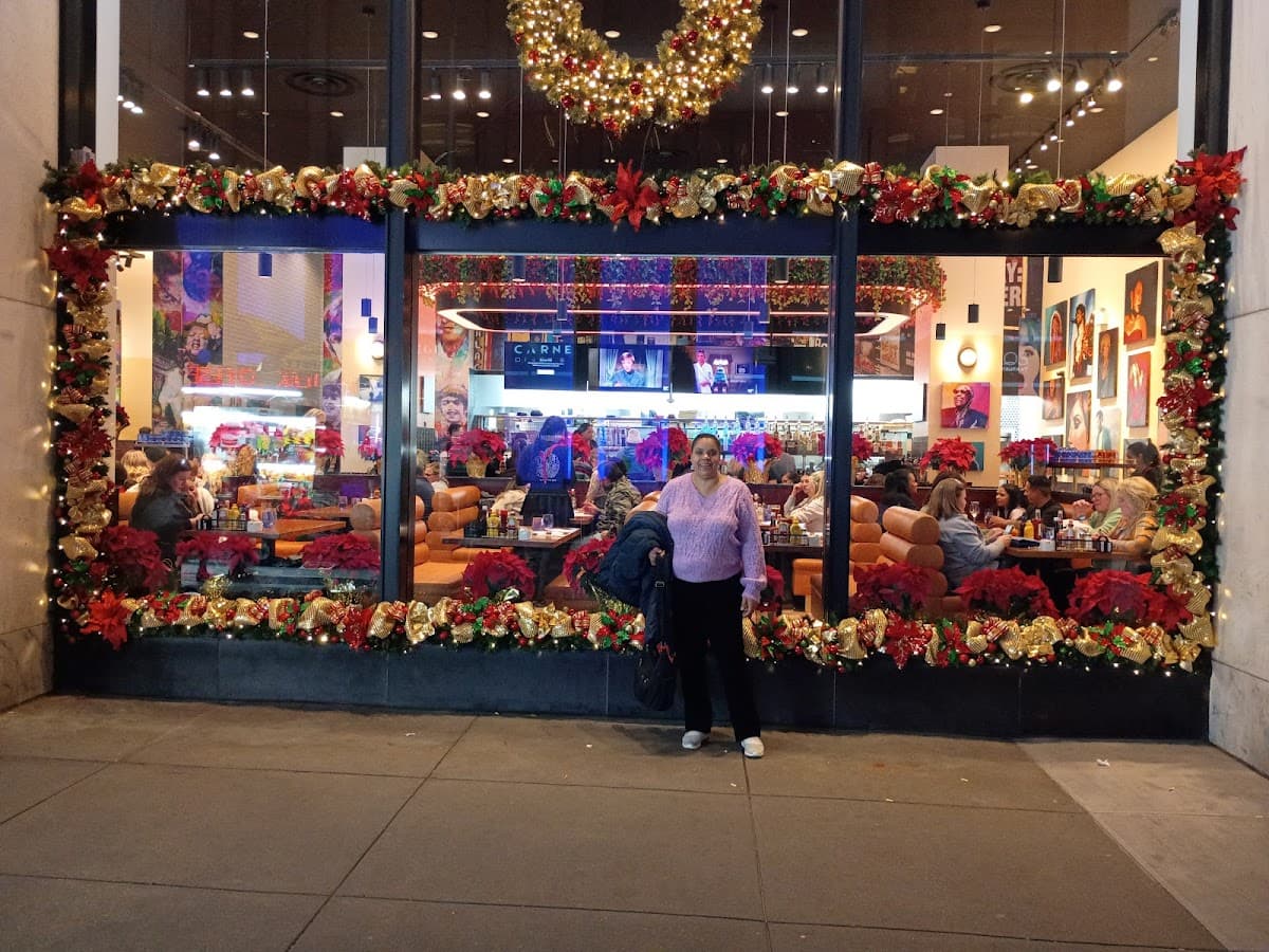 Carnegie Diner & Cafe, American Diner restaurant in Chelsea