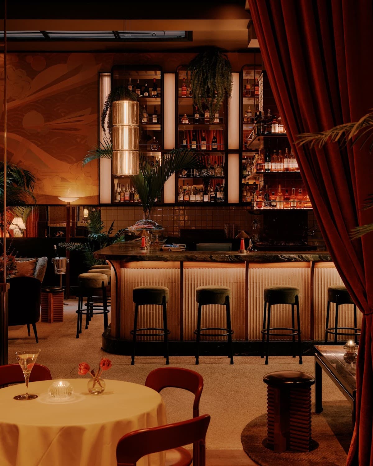 The Tusk Bar, Cocktail Bar restaurant in Murray Hill