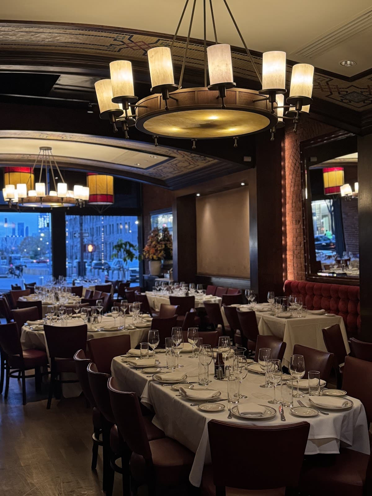 Wolfgang's Steakhouse, Steakhouse restaurant in Tribeca